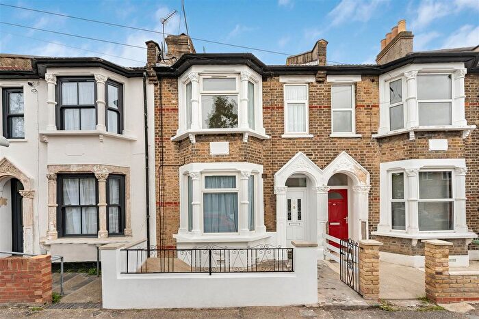 3 Bedroom Terraced House For Sale In Borwick Avenue, Walthamstow, London, E17