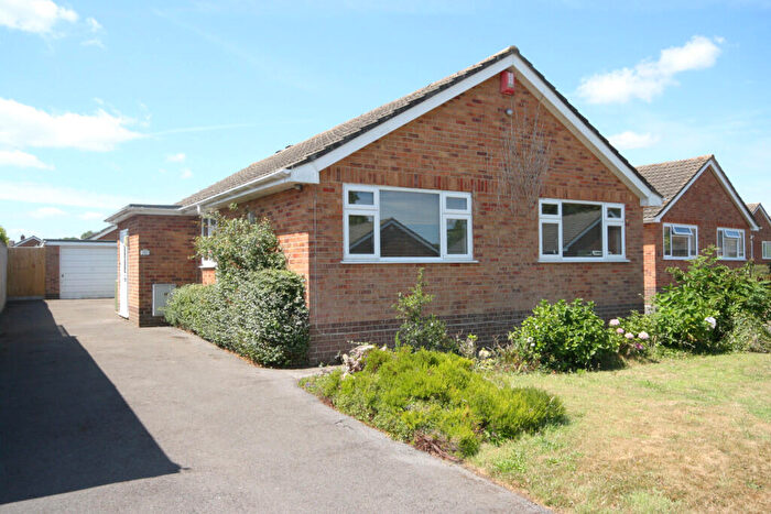 3 Bedroom Bungalow To Rent In Queens Grove, New Milton, Hampshire, BH25