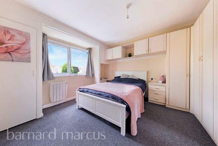 1 Bedroom Apartment To Rent In Bramley Hill, South Croydon, CR2