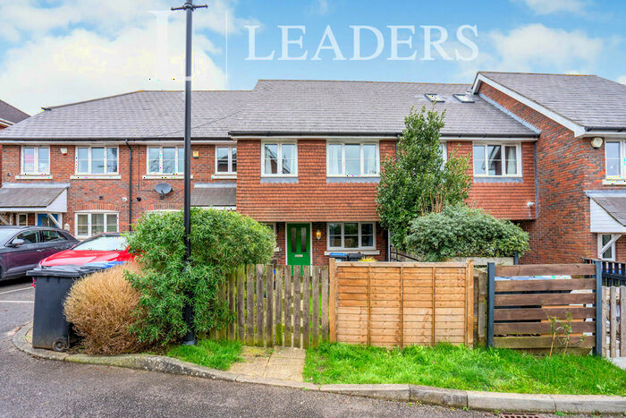 3 Bedroom Terraced House To Rent In Gordon Road, RH16