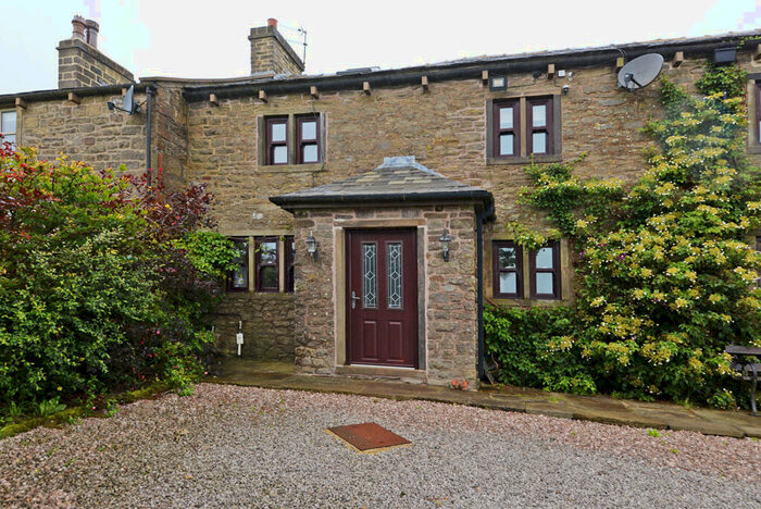 1 Bedroom Cottage To Rent In Lister Well Road, Barnoldswick, BB18