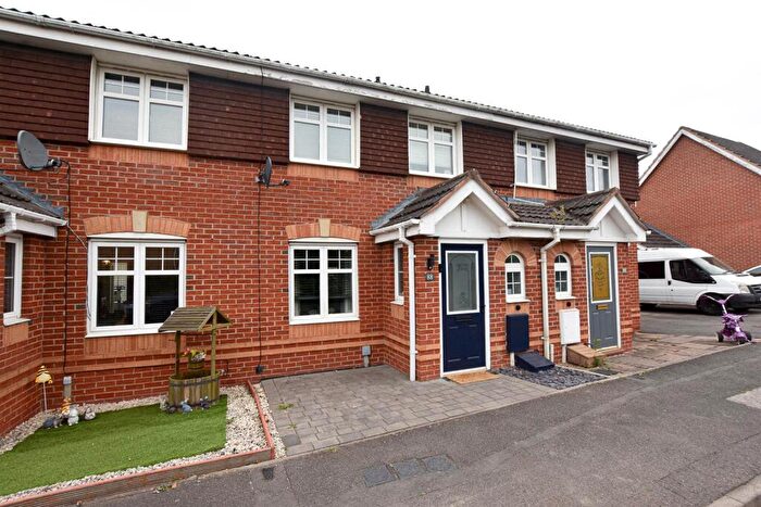 3 Bedroom Town House For Sale In Chaytor Drive, Nuneaton, CV10