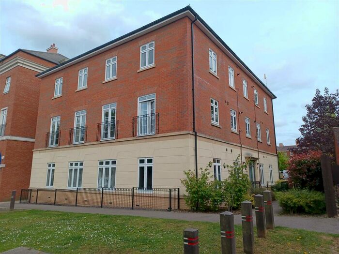 1 Bedroom Apartment To Rent In Apartment, Market Court, Solihull, West Midlands, B90