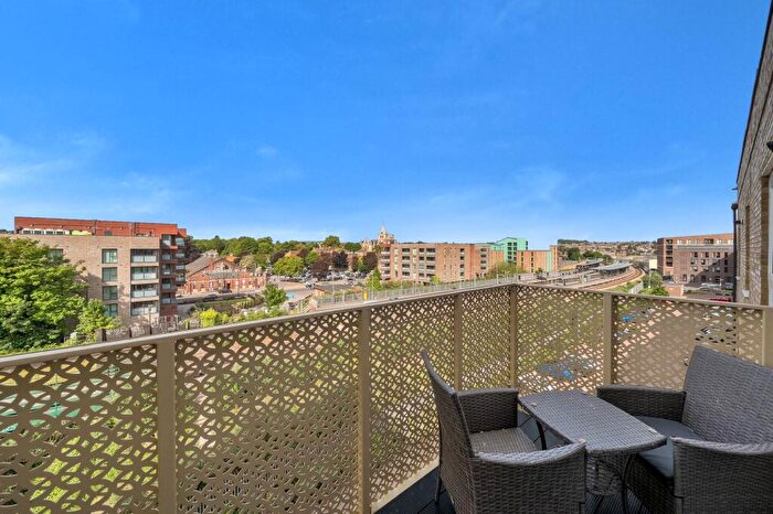 1 Bedroom Apartment For Sale In Rochester Riverside, Corys Road, Rochester, Kent., ME1