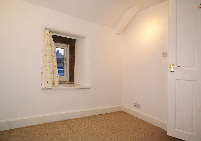 2 Bedroom End Of Terrace House To Rent In Bankside, Youlgrave, DE45