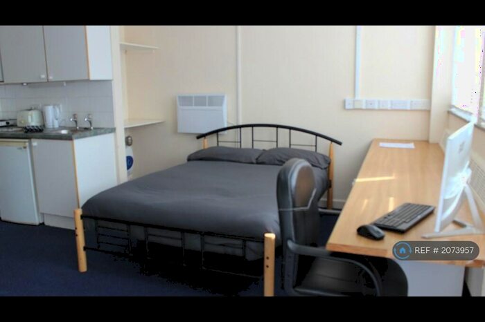 Studio To Rent In Notte Street, Plymouth, PL1