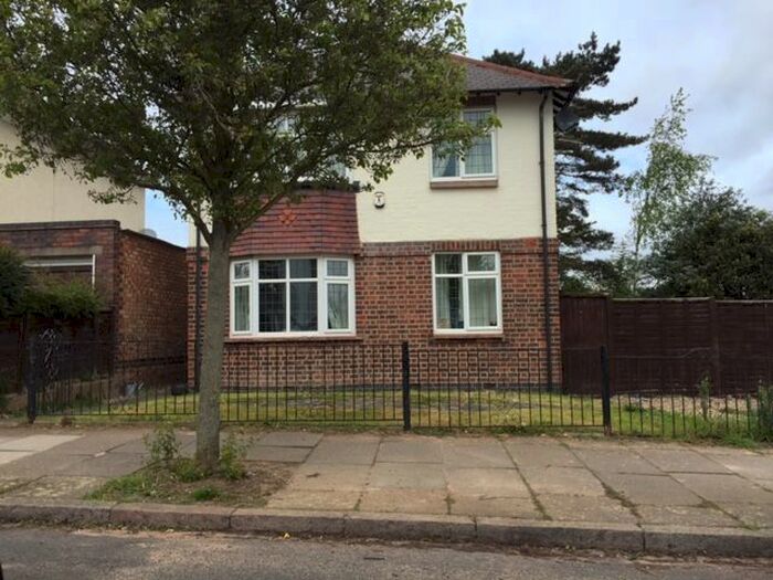 3 Bedroom Detached House To Rent In Letchworth Road, Leicester, LE3