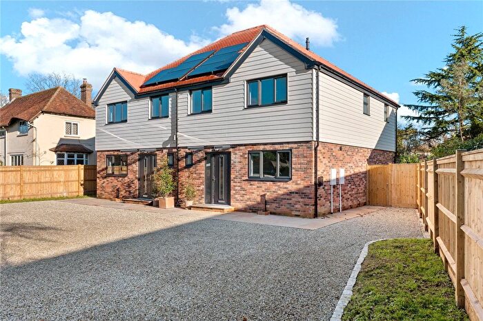 3 Bedroom Semi-Detached House To Rent In Greenhurst Lane, Oxted, Surrey, RH8