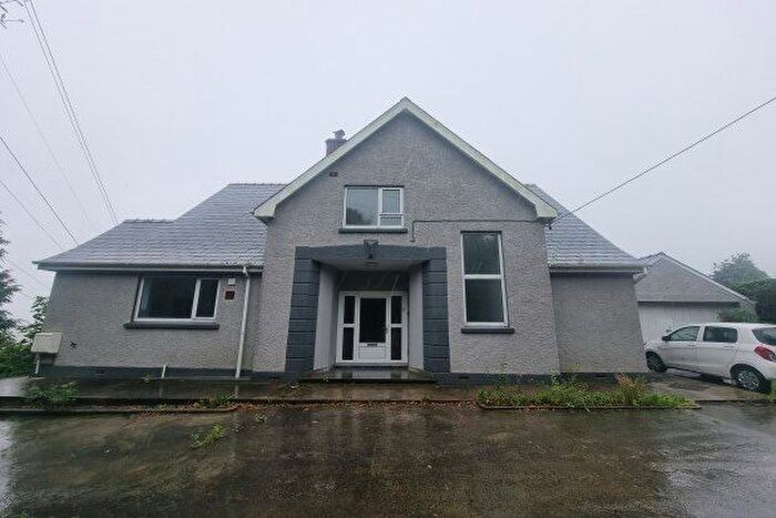 5 Bedroom Property To Rent In Penyfai Lane, Llanelli, SA15