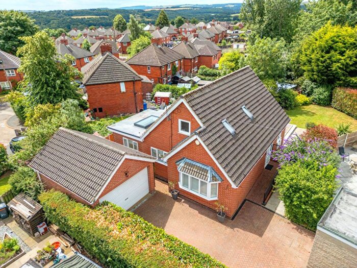 3 Bedroom Detached Bungalow For Sale In Flax Lea, Worsbrough, Barnsley, S70