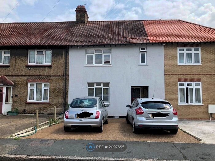 4 Bedroom Terraced House To Rent In Keeling Road, London, SE9