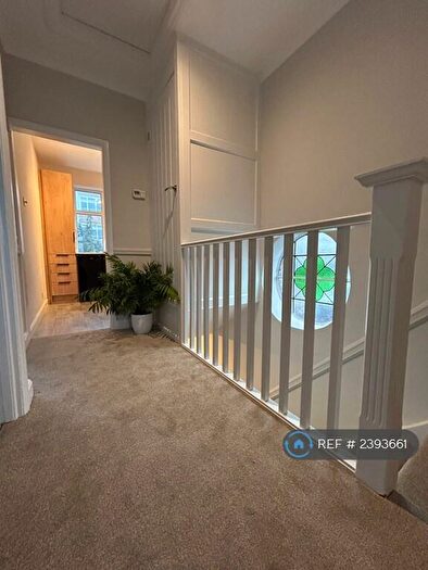 1 Bedroom Flat To Rent In Burlington Road, New Malden, KT3