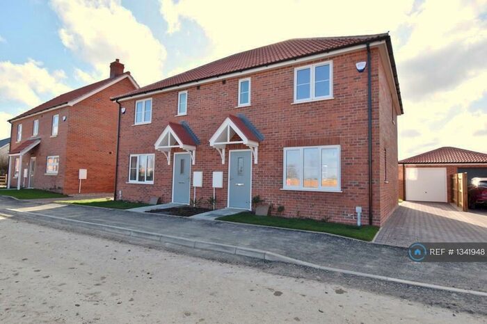 3 Bedroom Semi-Detached House To Rent In Lavender Way, Louth, LN11
