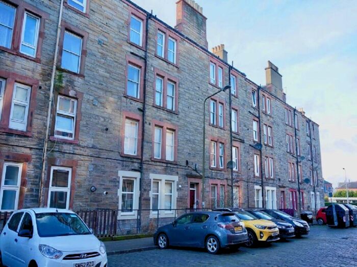 1 Bedroom Flat To Rent In Smithfield Street, Gorgie, Edinburgh, EH11