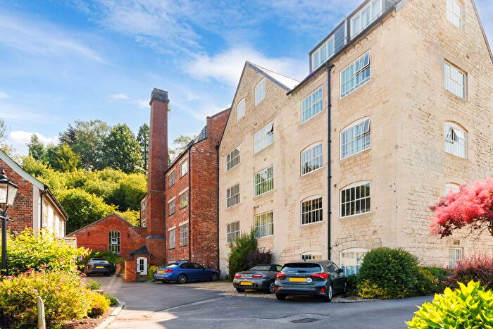 2 Bedroom Flat For Sale In Dunkirk Mills, Nailsworth, GL5