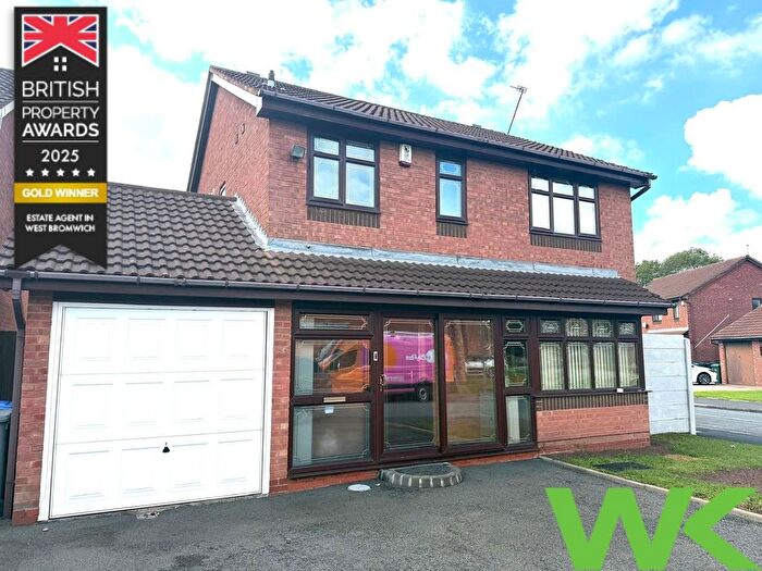 4 Bedroom Detached House To Rent In Snapdragon Drive, Walsall, WS5