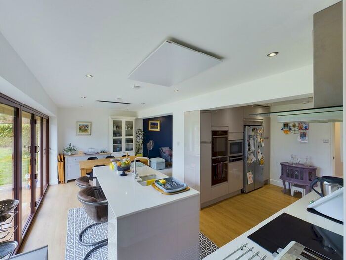 5 Bedroom Detached Bungalow For Sale In Low Street, Oakley, Diss, IP21