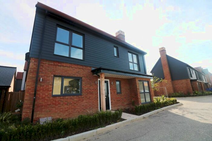 4 Bedroom Detached House To Rent In Lakeview Gardens, Chilmington Green, Ashford, TN23