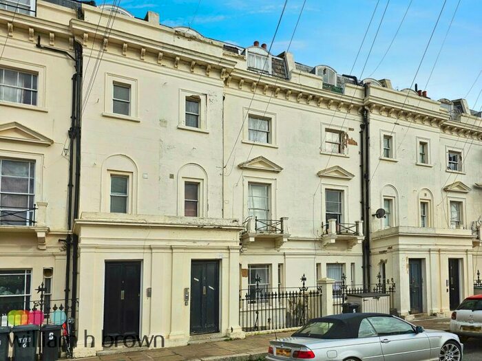 2 Bedroom Flat To Rent In Orwell Road, Harwich, CO12