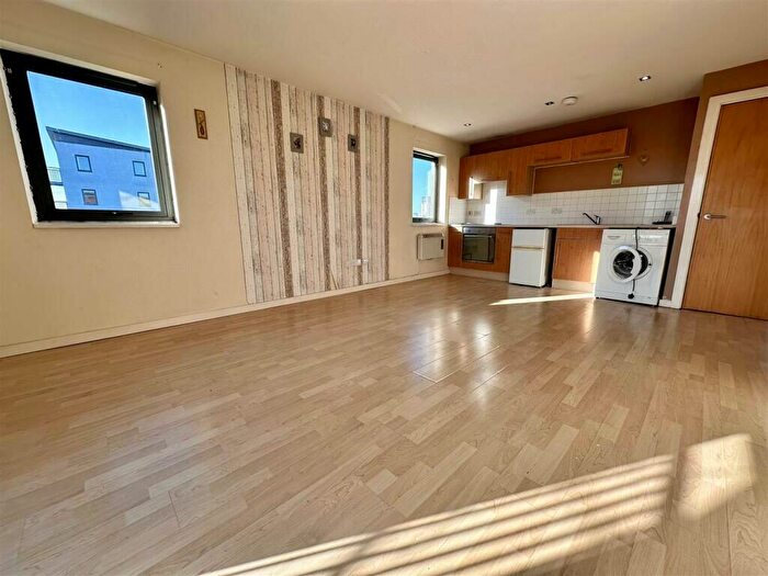 1 Bedroom Apartment For Sale In Ordsall Lane, Salford, Greater Manchester, M5