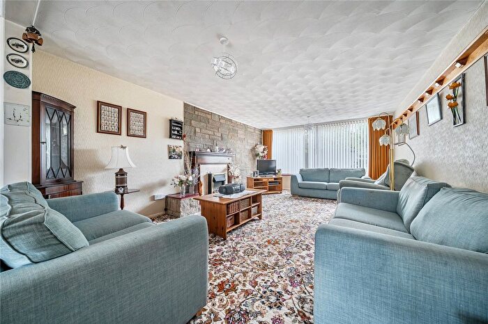 5 Bedroom Detached House For Sale In Village Green Avenue, Biggin Hill, Westerham, Kent, TN16