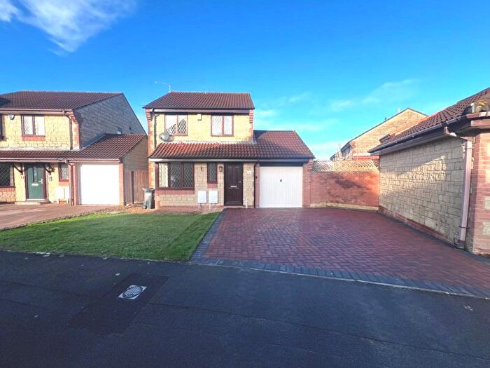 3 Bedroom Detached House To Rent In Goose Acre, Bristol, BS32