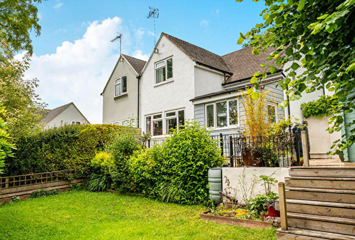 3 Bedroom Semi Detached House For Sale In Aston View, Chalford Hill, Stroud, Gloucestershire, GL6