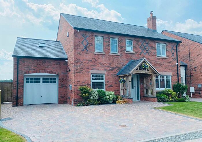 5 Bedroom Detached House For Sale In Belgrave Garden Mews, Pulford, Chester, CH4