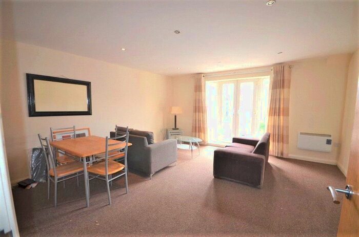 2 Bedroom Apartment To Rent In Caminada House, St. Lawrence Street, Manchester, M15