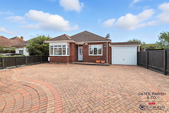 2 Bedroom Detached Bungalow For Sale In Roseberry Gardens, Upminster, RM14