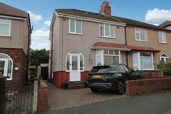 3 Bedroom Semi-Detached House For Sale In Third Avenue, Flint, CH6