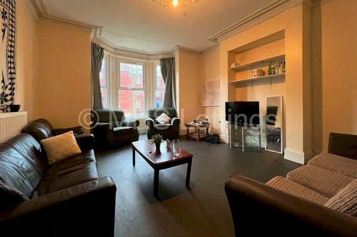 8 Bedroom Terraced House To Rent In Kensington Terrace, Leeds, LS6