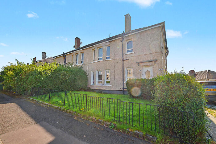 2 Bedroom Flat For Sale In Ravelston Street, Carntyne, Glasgow, G32