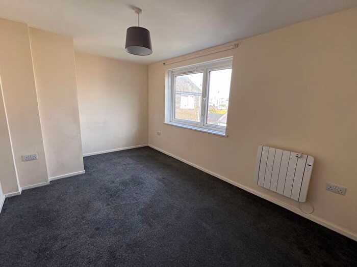 2 Bedroom Flat To Rent In Castle Street, The Barbican, Plymouth - Two Bedroom Apartment, PL1