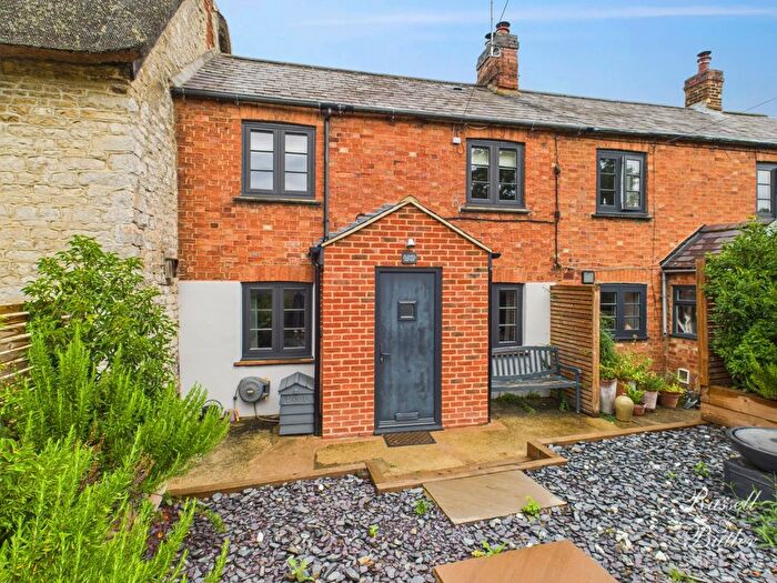 2 Bedroom Cottage For Sale In Boughton Terrace, Evenley, Brackley, Northamptonshire, NN13