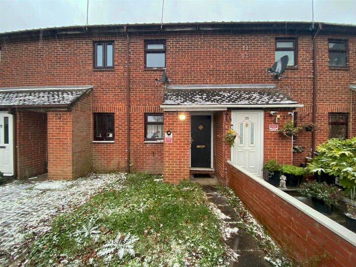 1 Bedroom Terraced House To Rent In Waterside, Uxbridge, UB8