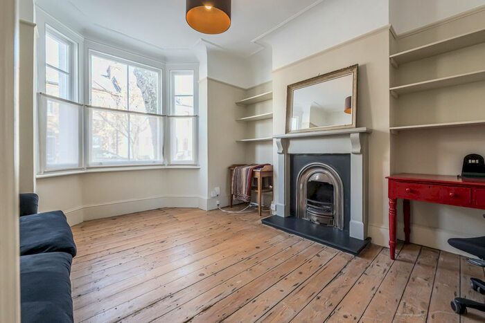 1 Bedroom Flat To Rent In Ingelow Road, London, SW8