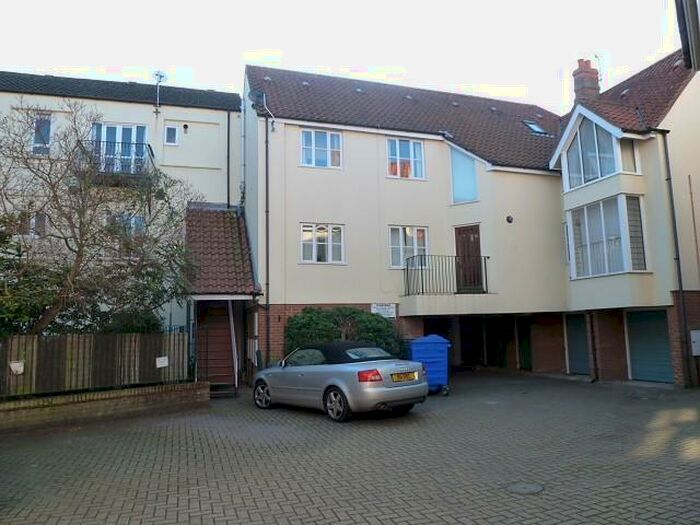1 Bedroom Apartment To Rent In Betts Court, Cross Lane, NR3