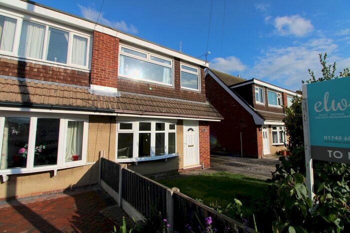 3 Bedroom Semi-Detached House To Rent In Glan Y Gors, Rhyl, LL19