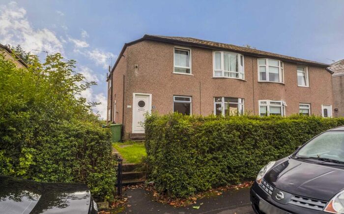 3 Bedroom Flat To Rent In Kingsacre Road, Kingspark, G44