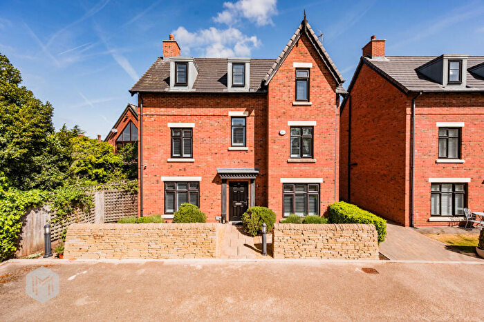 4 Bedroom Detached House For Sale In Waters Way, Worsley, Manchester, M28