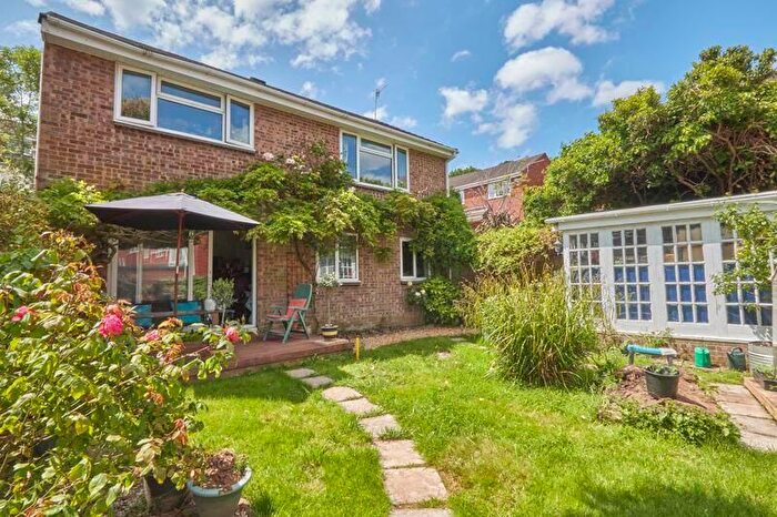 5 Bedroom Detached House For Sale In Florida Drive, Exeter, EX4