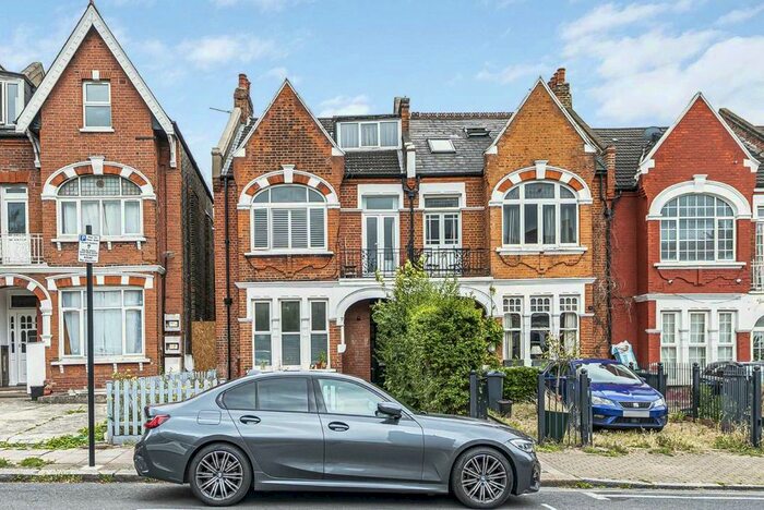 1 Bedroom Flat To Rent In Stanthorpe Road, London, SW16