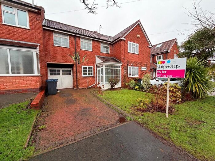 3 Bedroom House To Rent In Swarthmore Road, Birmingham, B29