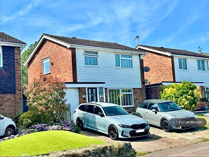 3 Bedroom Detached House To Rent In Mallings Lane, Maidstone, ME14