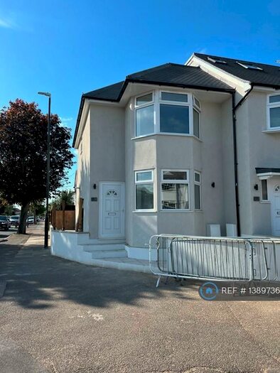3 Bedroom End Of Terrace House To Rent In Manor Way, Mitcham, CR4
