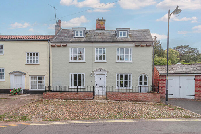 4 Bedroom Semi Detached House To Rent In Angel Lane, Woodbridge, IP12