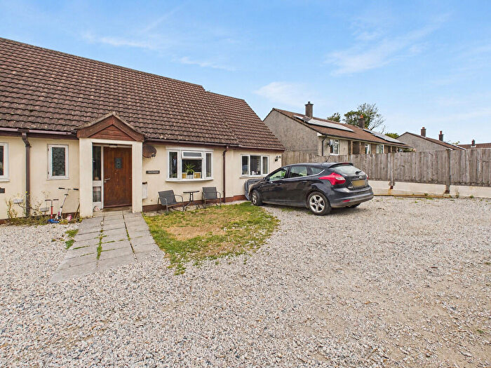 3 Bedroom Semi-Detached House For Sale In Westweek Close, Week St Mary, EX22