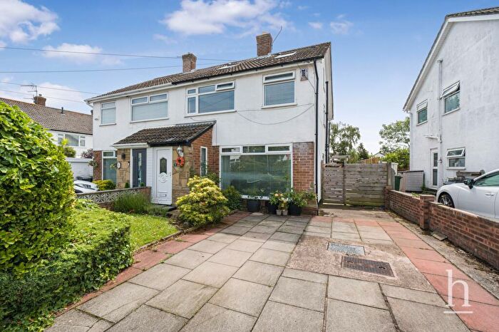 3 Bedroom Semi-Detached House For Sale In Derwent Drive, Pensby, CH61