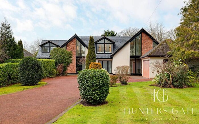 5 Bedroom Detached House For Sale In Cottage Lane, Wirral, CH60